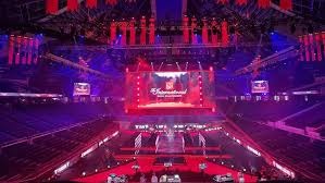 二八杠里的“庄闲平衡”：解析为什么长期看庄家总是最大的赢家。（二八杠中的庄闲均衡：为何长期而言庄家稳占上风）